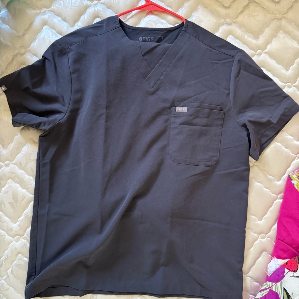 Figs Men's Charcoal Grey Scrubs Set